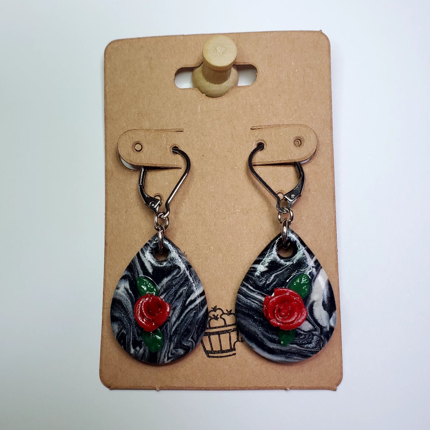 Black & White Teardrop Earrings With Roses